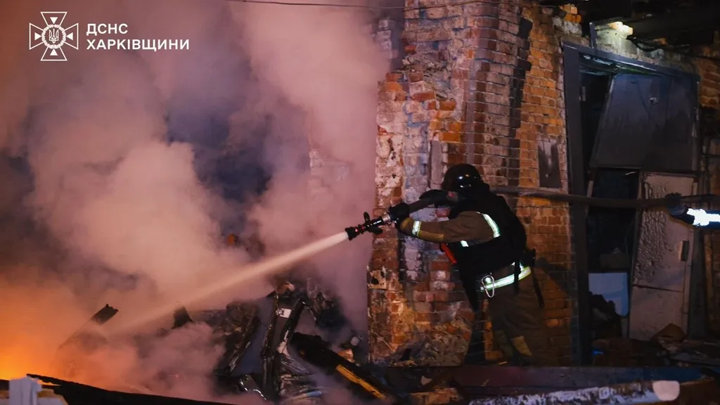 Nga không kích trúng bệnh viện của Ukraine, gần 60 người bị thương- Ảnh 1.