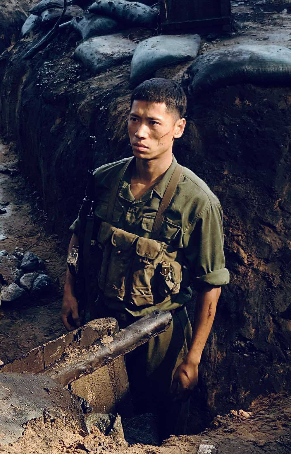 Hoàng Long - Sen của 'Mưa đỏ' sẽ xuất hiện trong 'Cách em 1 milimet' - Ảnh 2.