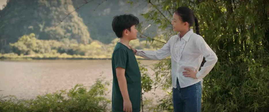 Cách em 1 milimet - Tập 7: Đám trẻ dốc lòng kiếm tiền giúp bạn mổ tim, bài viết của Tú được đăng báo - Ảnh 19.