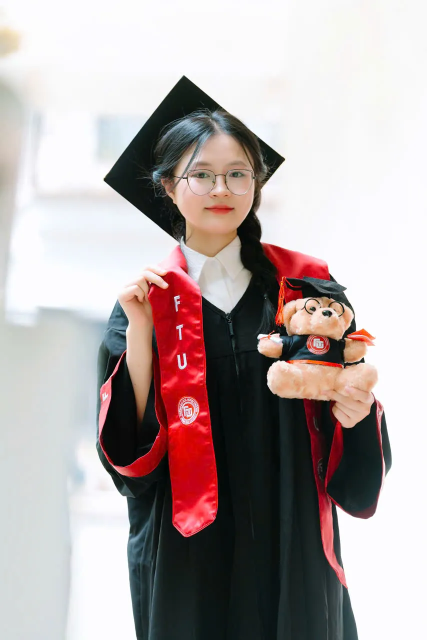 Thủ khoa kép tiết lộ bí quyết học tập nhờ kỷ luật và sự tập trung- Ảnh 1.