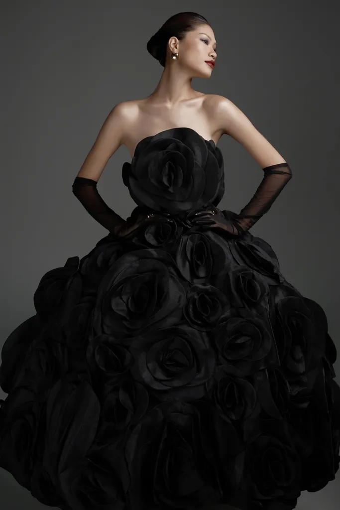 Giang Phùng trở lại, đối đầu với Top 3 trong chung kết Vietnam's Next Top Model 2025 - Ảnh 1.