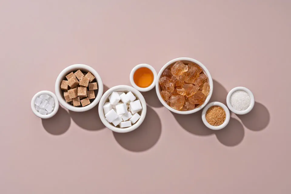 6 dấu hiệu cảnh báo bạn đang ăn quá nhiều đường - Ảnh 1.