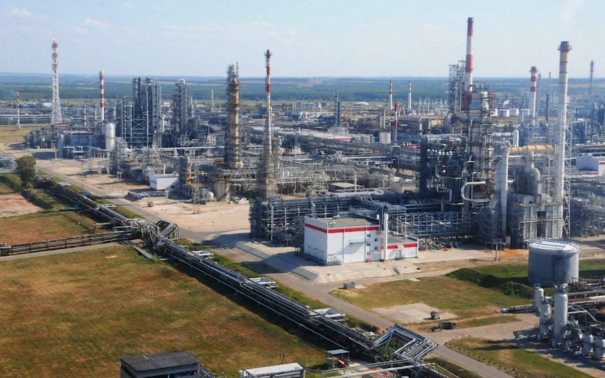 Nhà máy xử lý khí Lukoil-Korobkovsky ở miền Nam nước Nga (Ảnh: Lukoil)