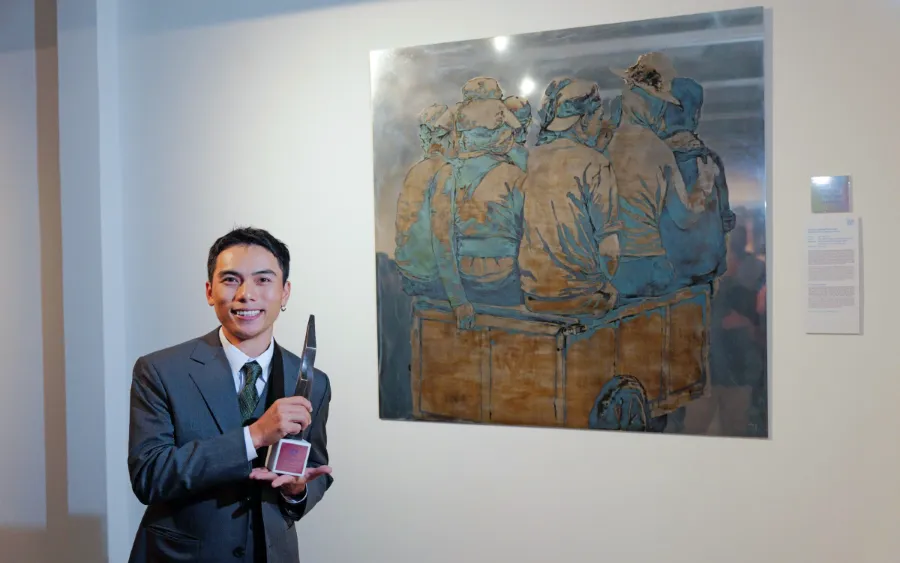 Nghệ sĩ Cao Văn Thục thắng giải UOB Painting of the Year năm 2025 tại Việt Nam, hạng mục Nghệ sĩ thành danh