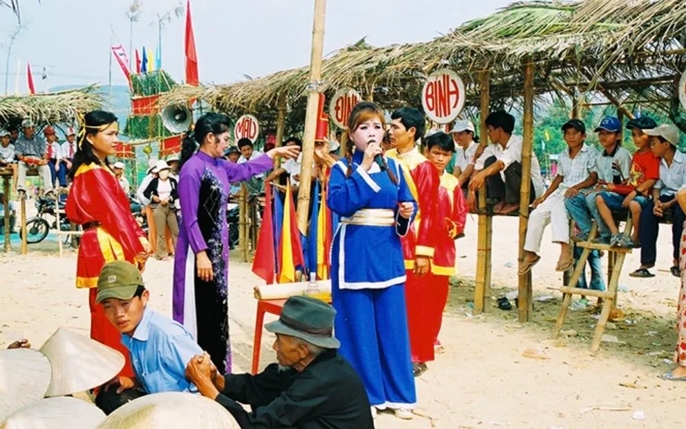 Bài chòi - kết nối cộng đồng và lan tỏa những giá trị văn hóa đặc sắc. Ảnh : Phuyentourism.gov.vn